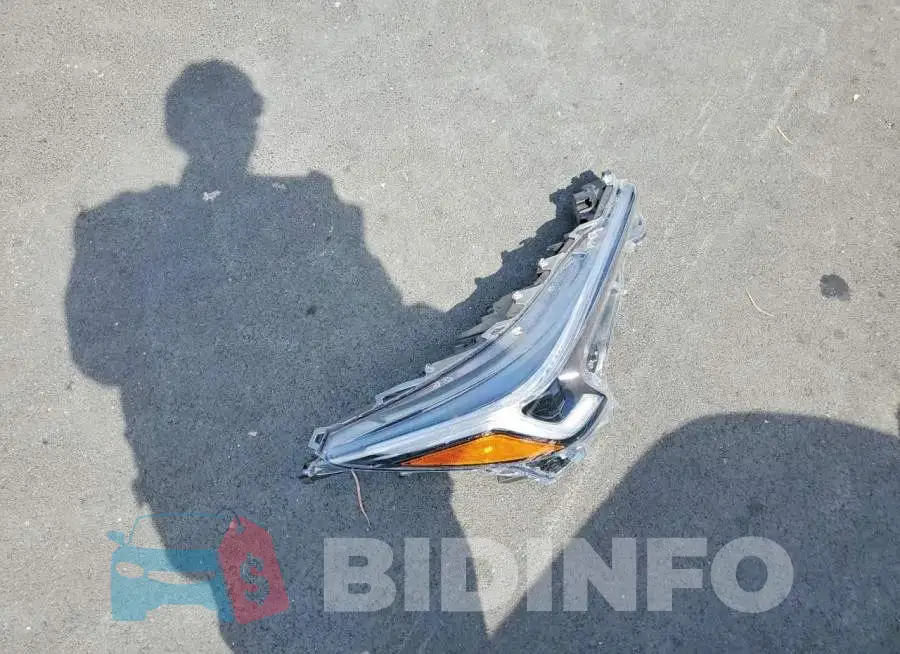 JTDBCMFE0R3054887 Photo# 12