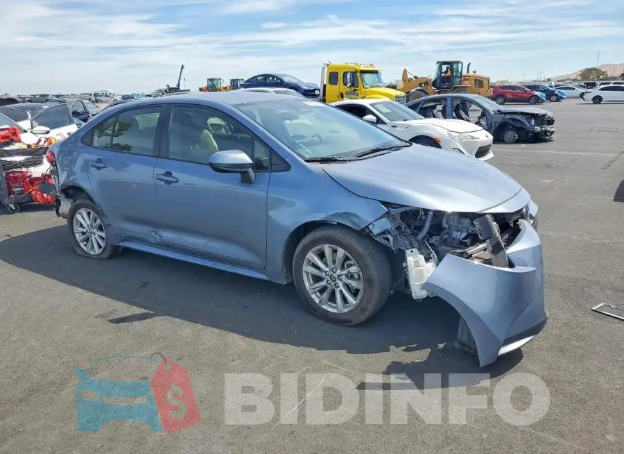 JTDBCMFE0R3054887 Photo# 4