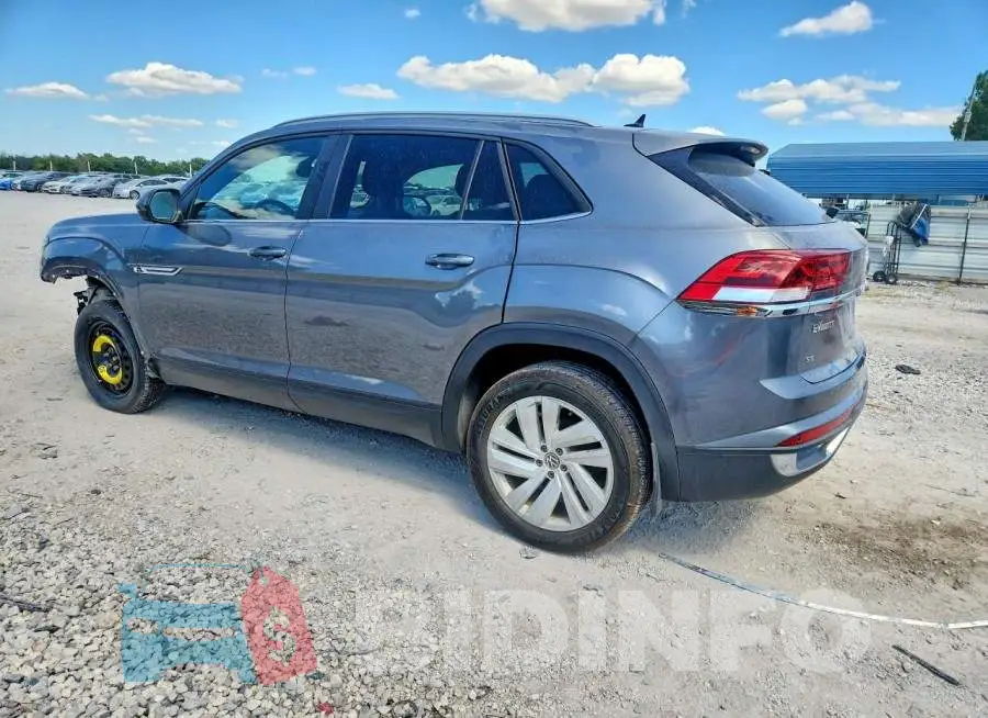 1V2KC2CA9MC223852 Photo# 2