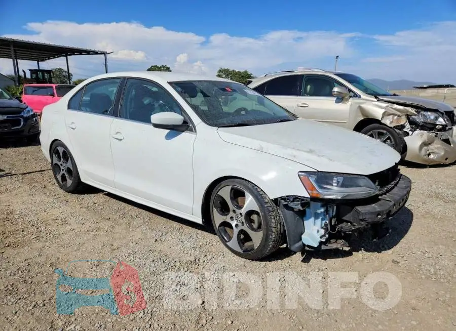 3VW2B7AJ4HM218645 Photo# 4
