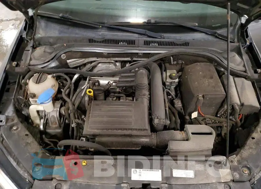 3VW2B7AJ7HM228778 Photo# 11
