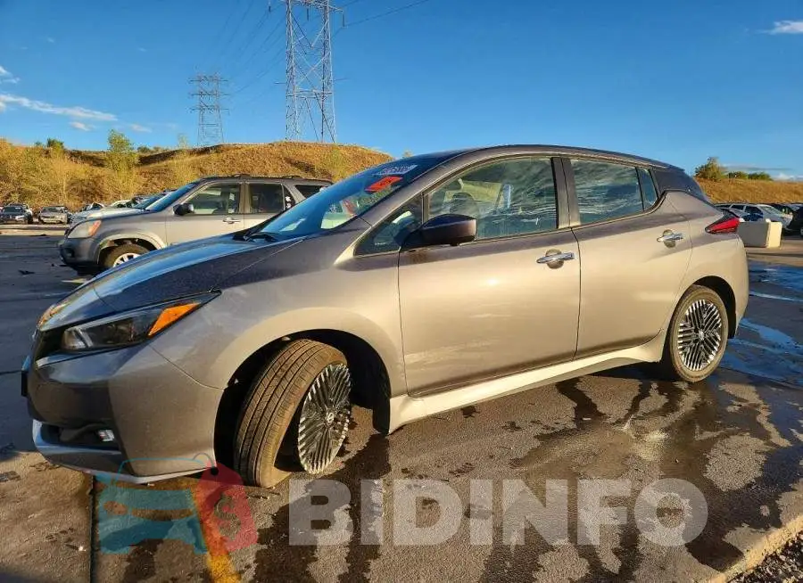 1N4CZ1CV2SC560593 Photo# 1