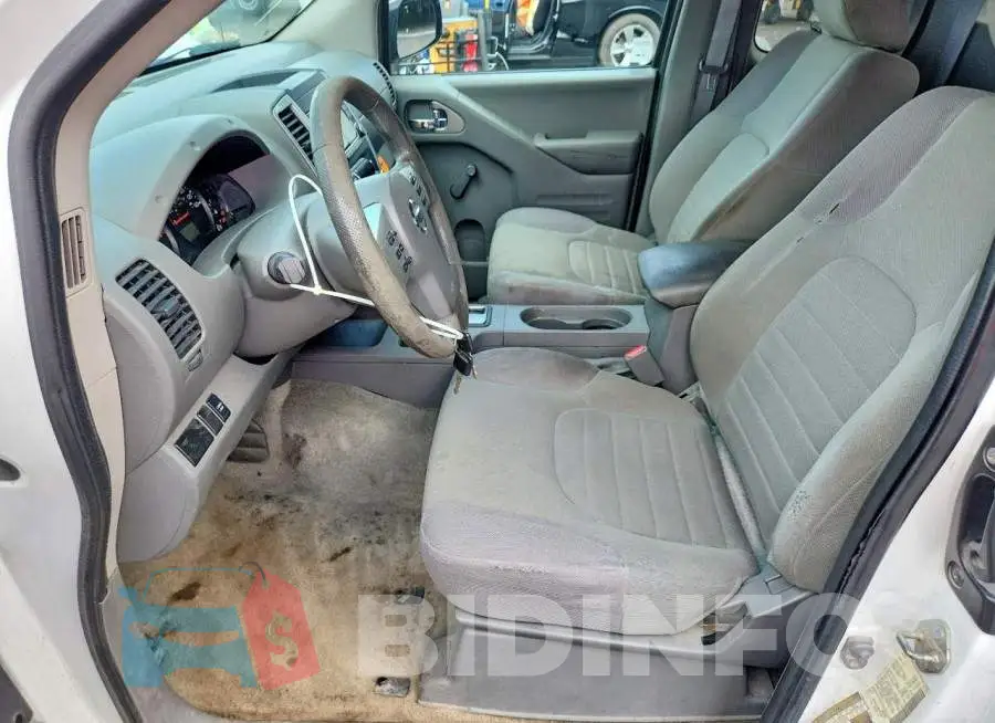 1N6BD0CT4JN763157 Photo# 7