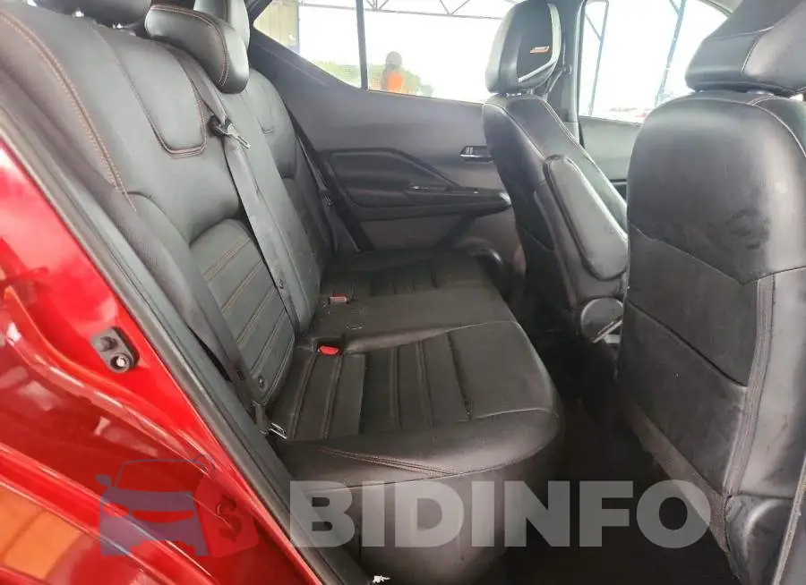 3N1CP5CU8JL545245 Photo# 11