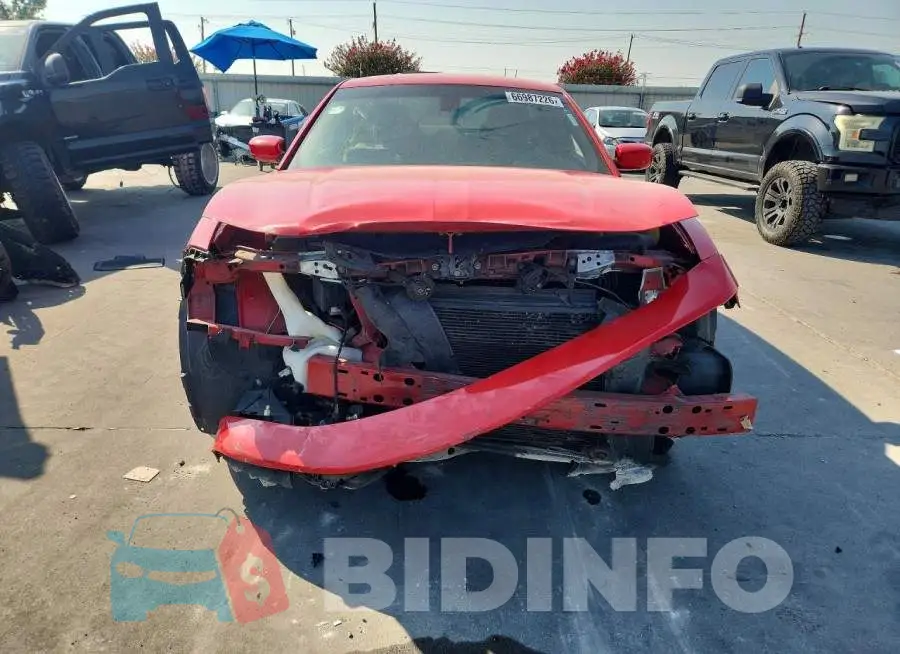 2C3CDXBG5KH678766 Photo# 5
