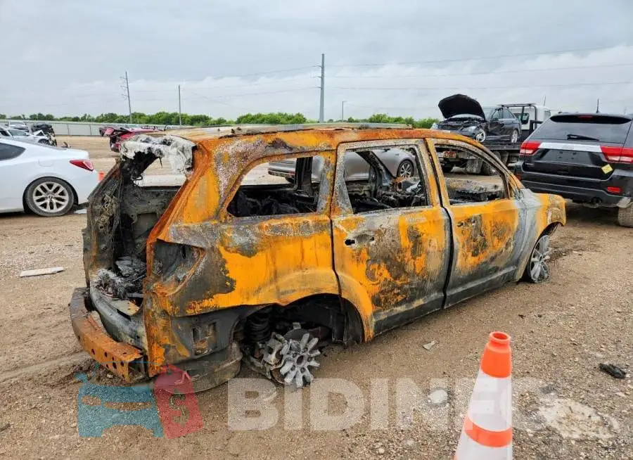3C4PDCAB8LT271903 Photo# 3