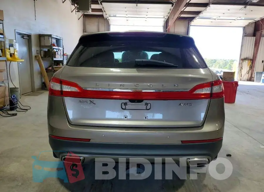 2LMPJ8LR8JBL40128 Photo# 6