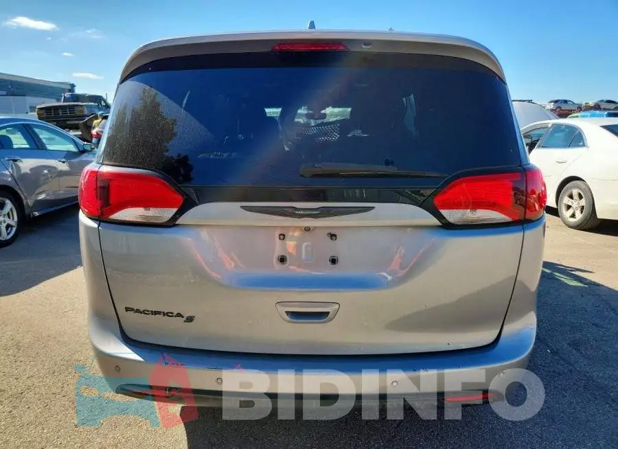 2C4RC1FG1KR681402 Photo# 6