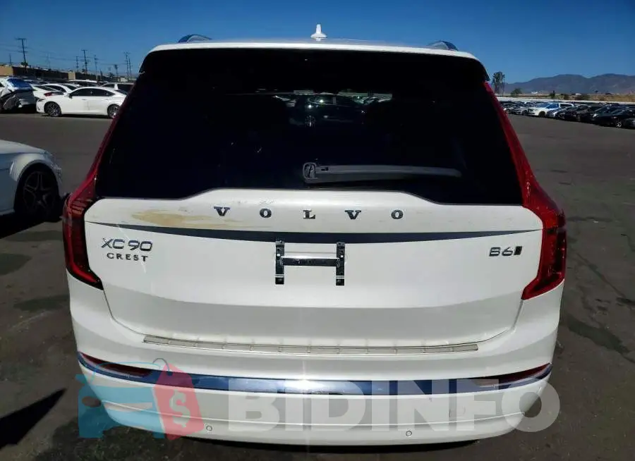 YV4062PB7S1372799 Photo# 6