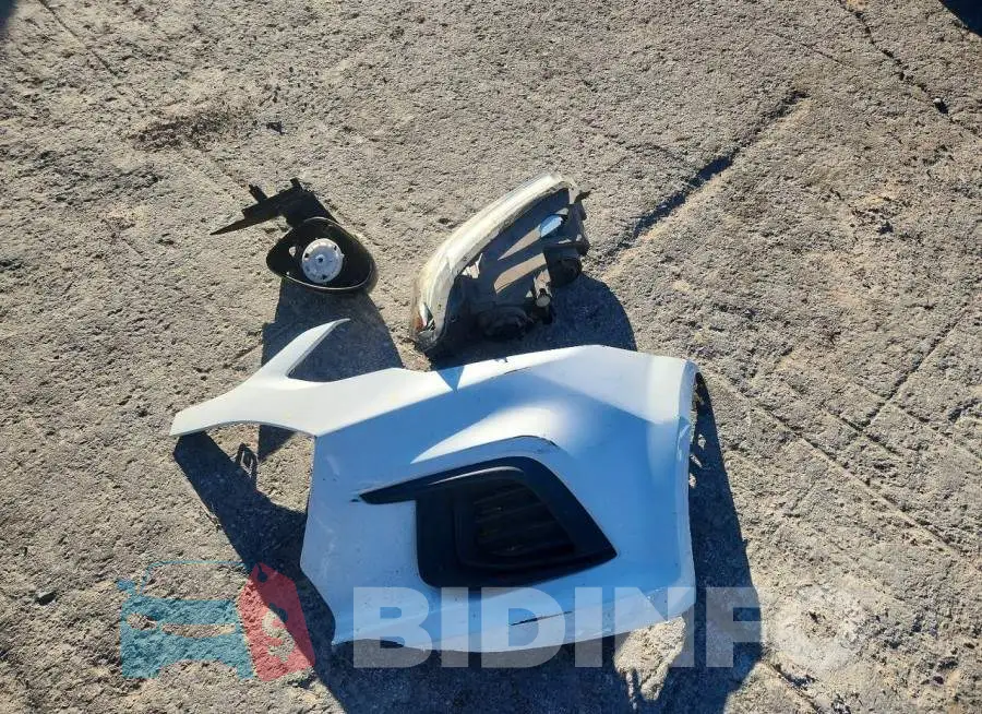 1G1JG6SH5H4174679 Photo# 12