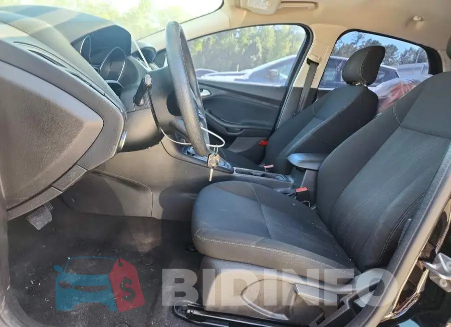 1FADP3F24JL279983 Photo# 7