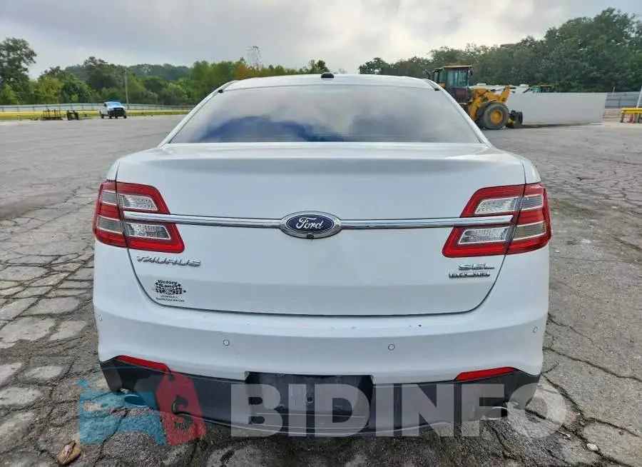 1FAHP2E89JG109869 Photo# 6