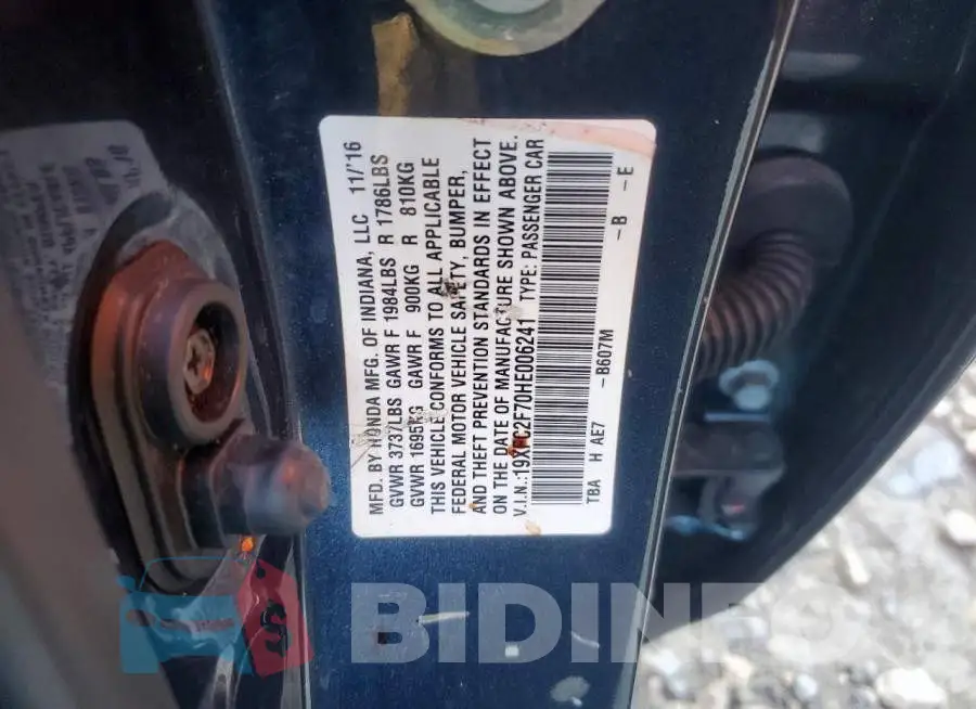19XFC2F70HE006241 Photo# 13