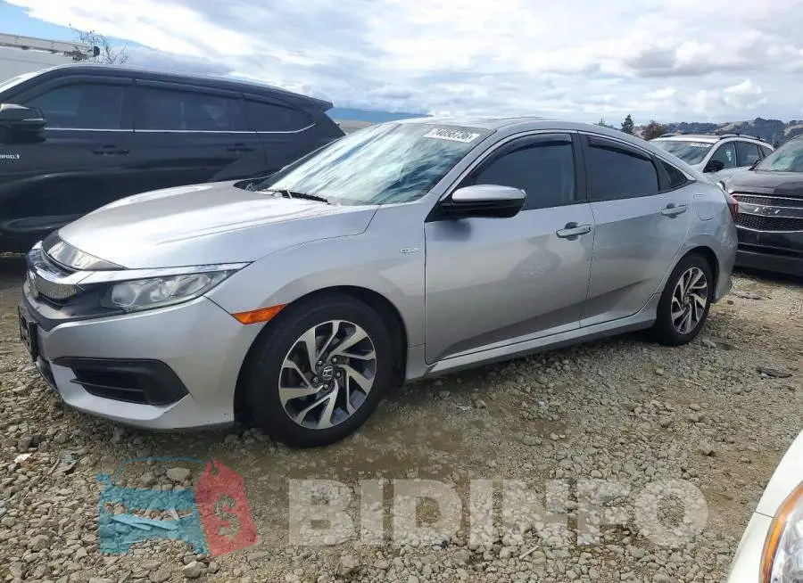 19XFC2F70HE216838 Photo# 1