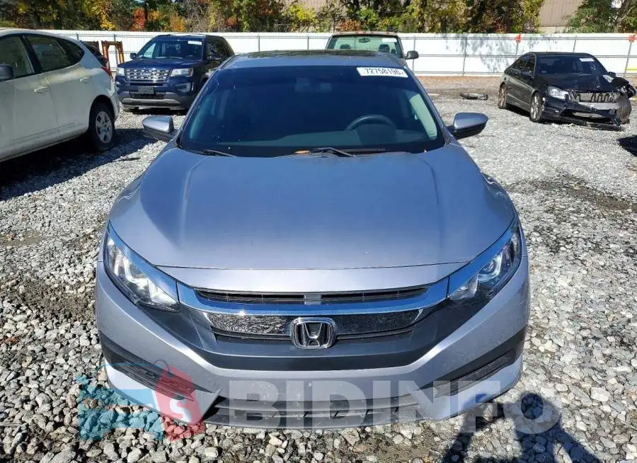 19XFC2F73HE012566 Photo# 5