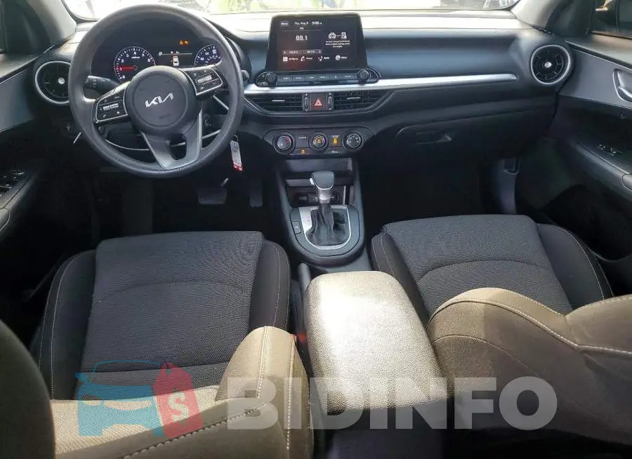 3KPF24AD6PE600648 Photo# 8