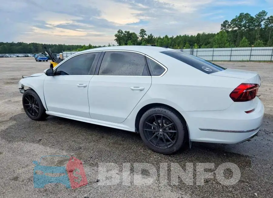1VWDT7A39HC004095 Photo# 2