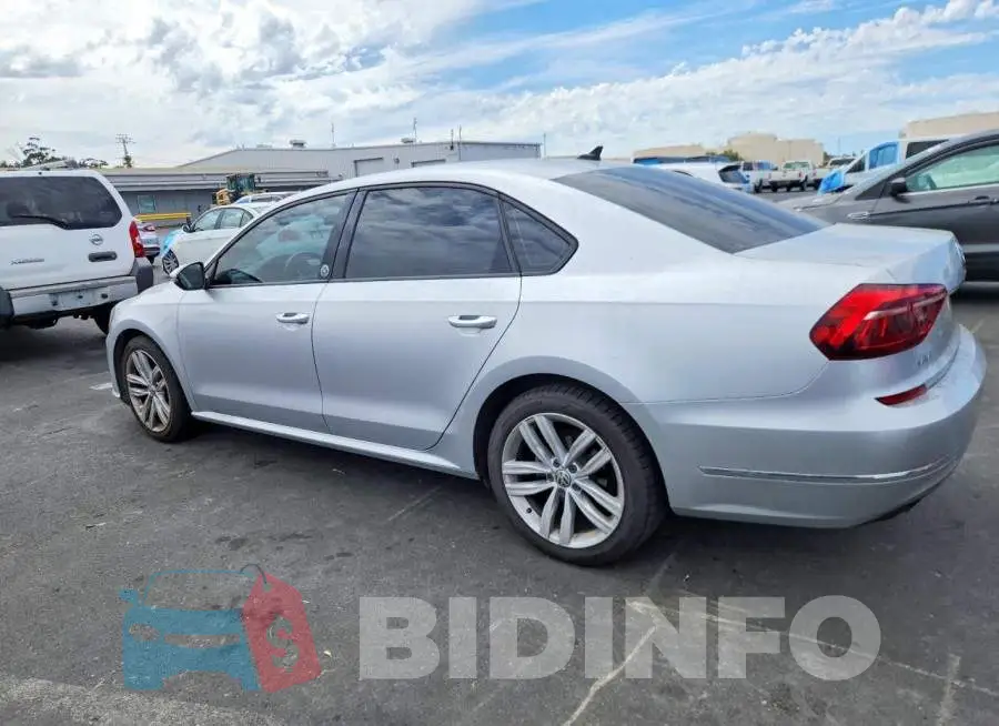 1VWLA7A38KC009751 Photo# 2