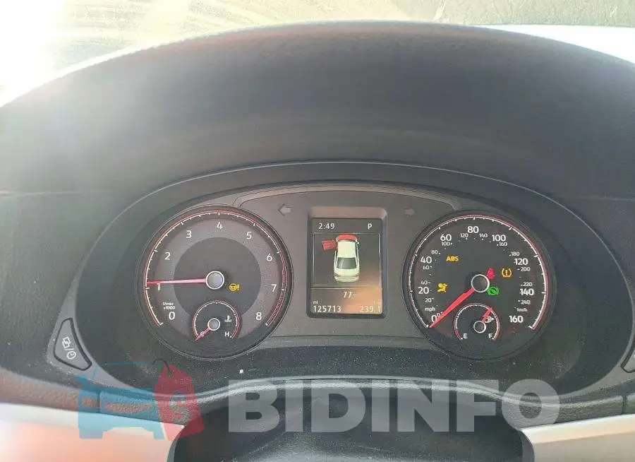 1VWSA7A34LC018055 Photo# 9