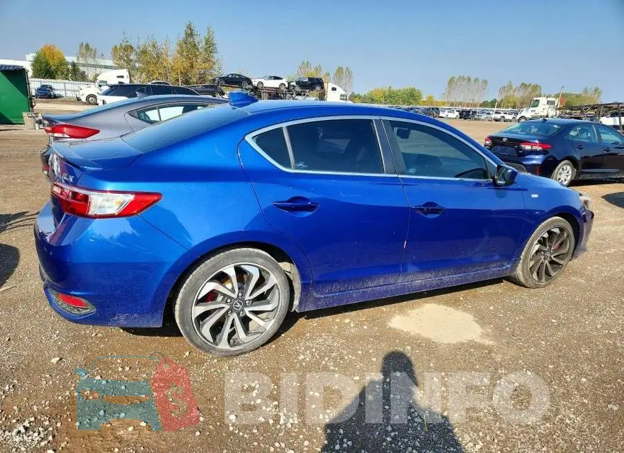19UDE2F82HA801810 Photo# 3