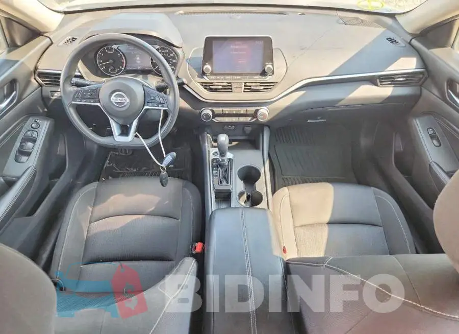 1N4BL4BV8LN303041 Photo# 8