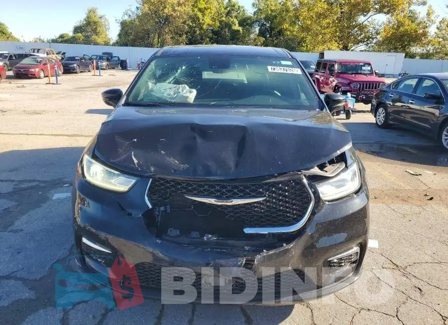 2C4RC1BG4TR243528 Photo# 5