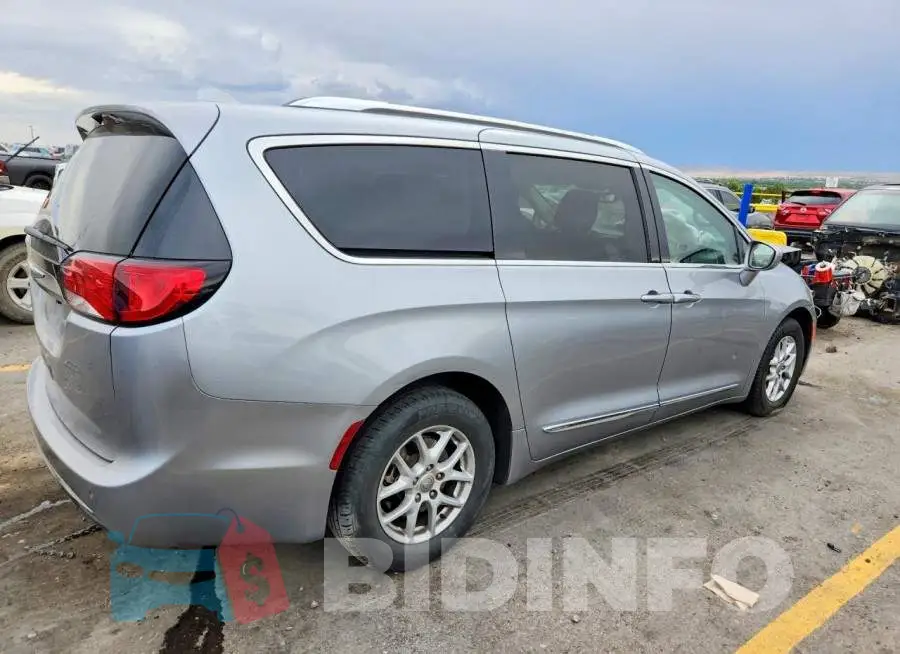 2C4RC1BG5LR139937 Photo# 3
