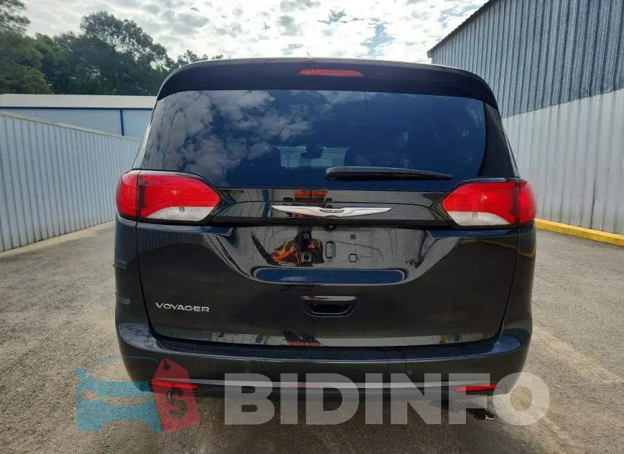 2C4RC1CG8SR583083 Photo# 6