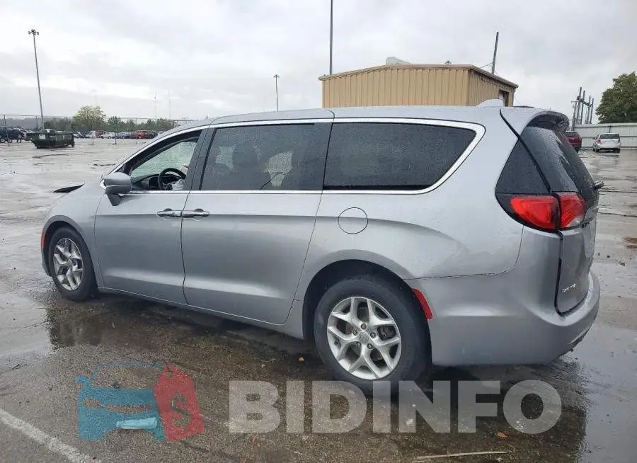 2C4RC1FG9JR294062 Photo# 2