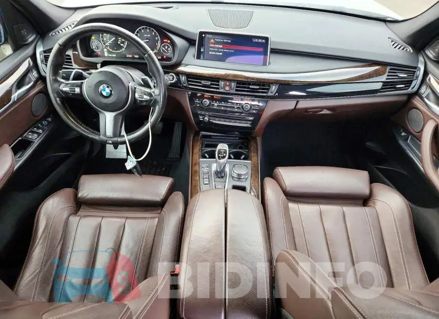 5UXKR0C55J0Y01450 Photo# 8
