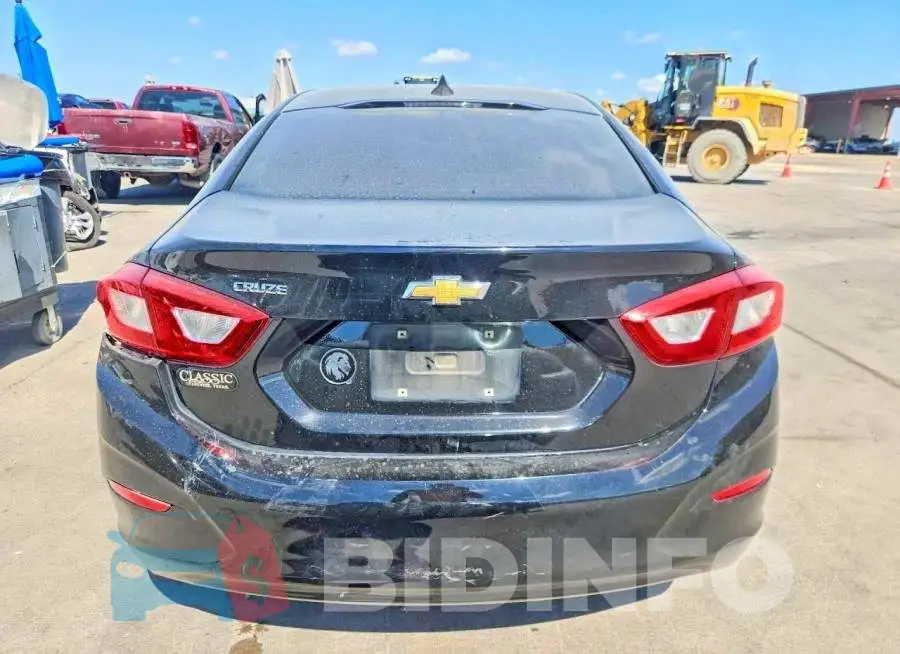 1G1BC5SM6K7149352 Photo# 6