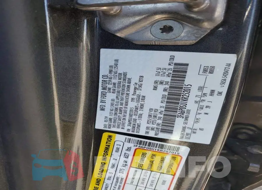 3FA6P0SU1KR252015 Photo# 12