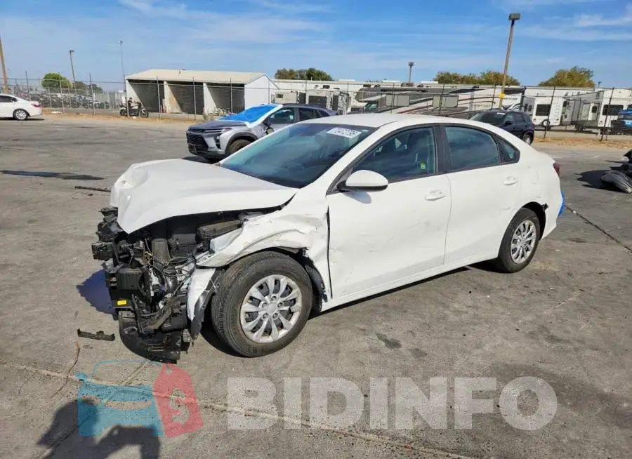 3KPF24AD6RE699118 Photo# 1