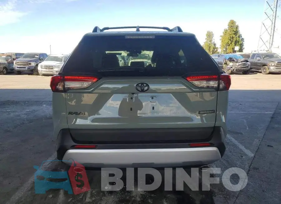2T3J1RFV3PW401833 Photo# 6