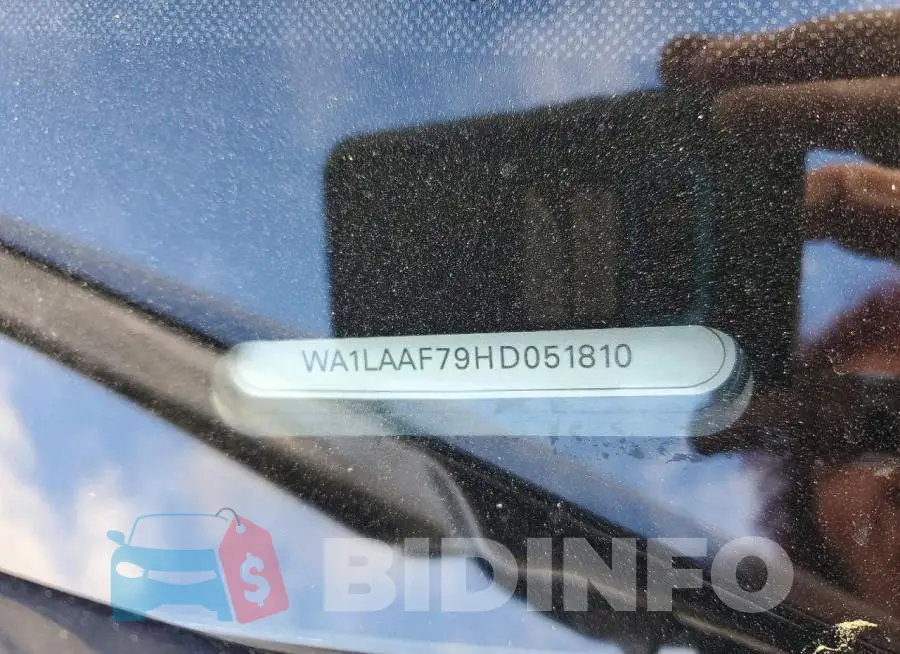 WA1LAAF79HD051810 Photo# 14