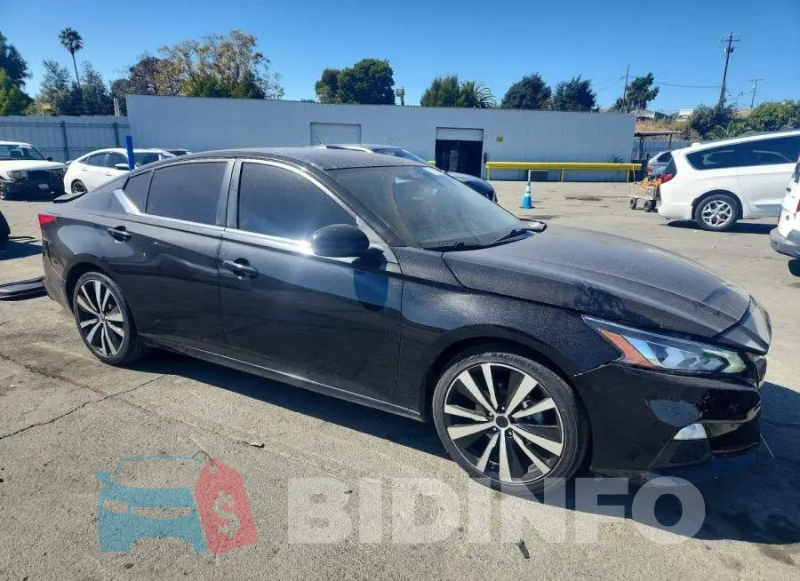 1N4BL4CV9MN308250 Photo# 4