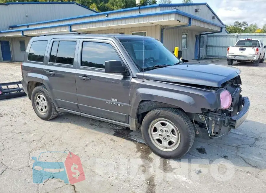 1C4NJPBBXHD132245 Photo# 4