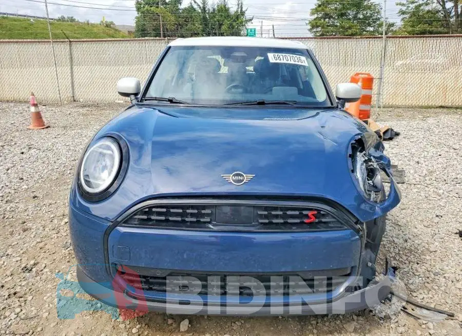 WMW53GD06S2W70284 Photo# 5