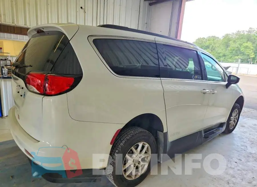 2C4RC1DG9LR264517 Photo# 3