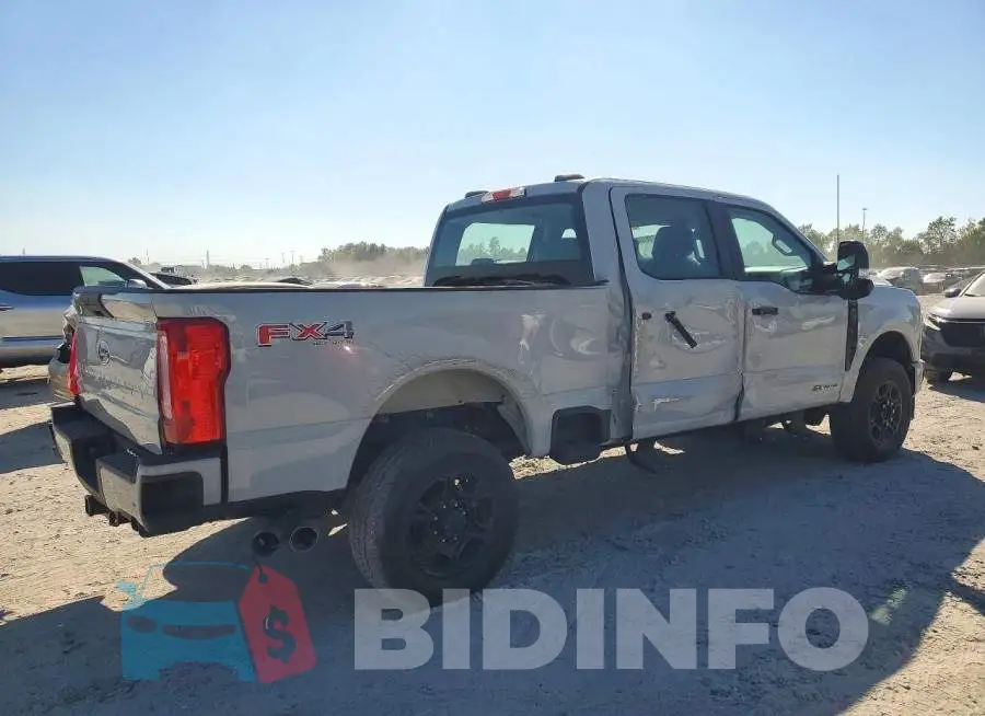 1FT8W3BT1TED79592 Photo# 3