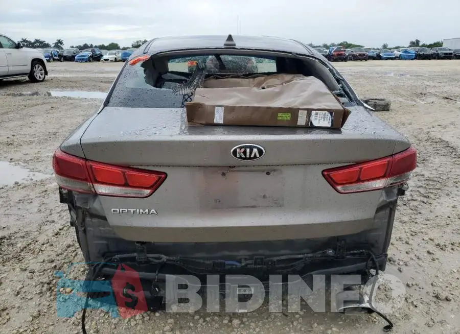 5XXGT4L35JG253642 Photo# 6
