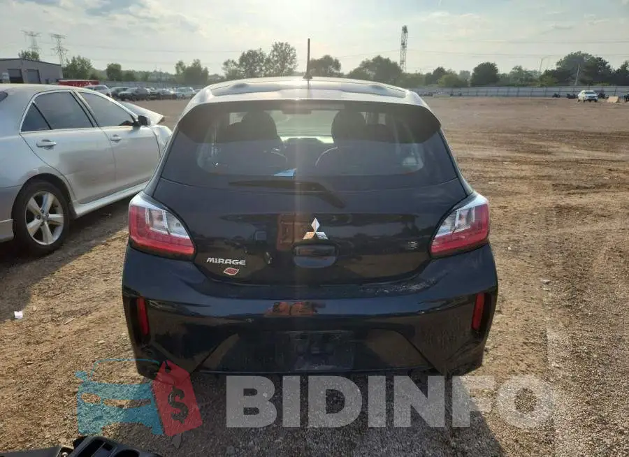 ML32AUHJ9MH008456 Photo# 6