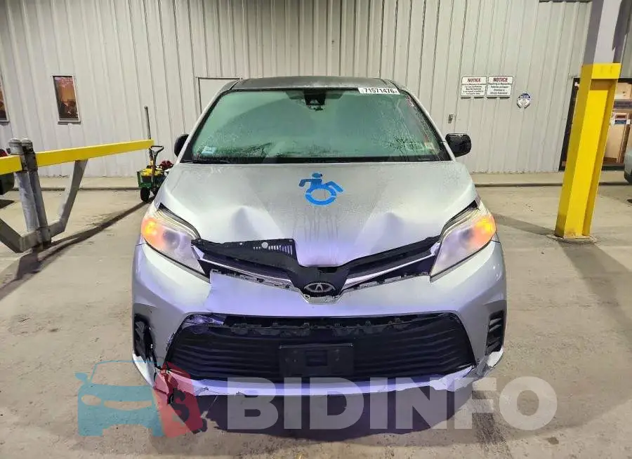 5TDZZ3DC2LS027754 Photo# 5