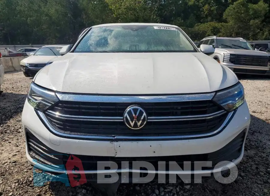 3VW5M7BU4RM048031 Photo# 5