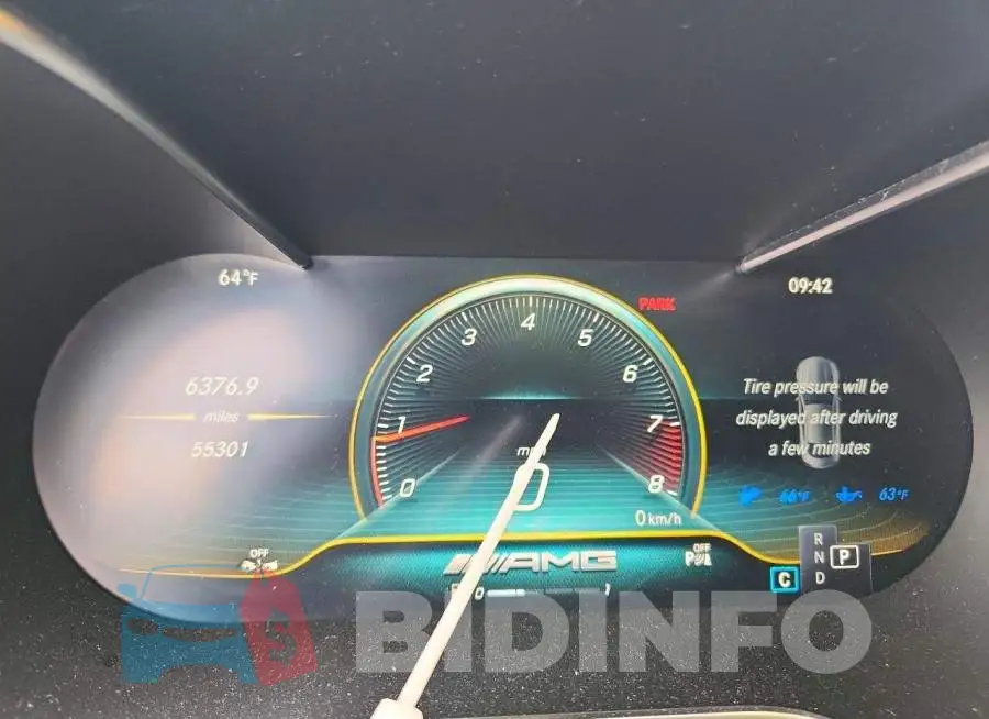 WDDWJ8HB4KF866110 Photo# 9