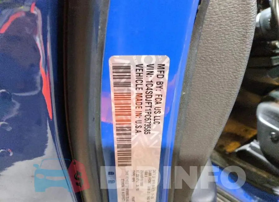 1C4SDJFT1PC673585 Photo# 13