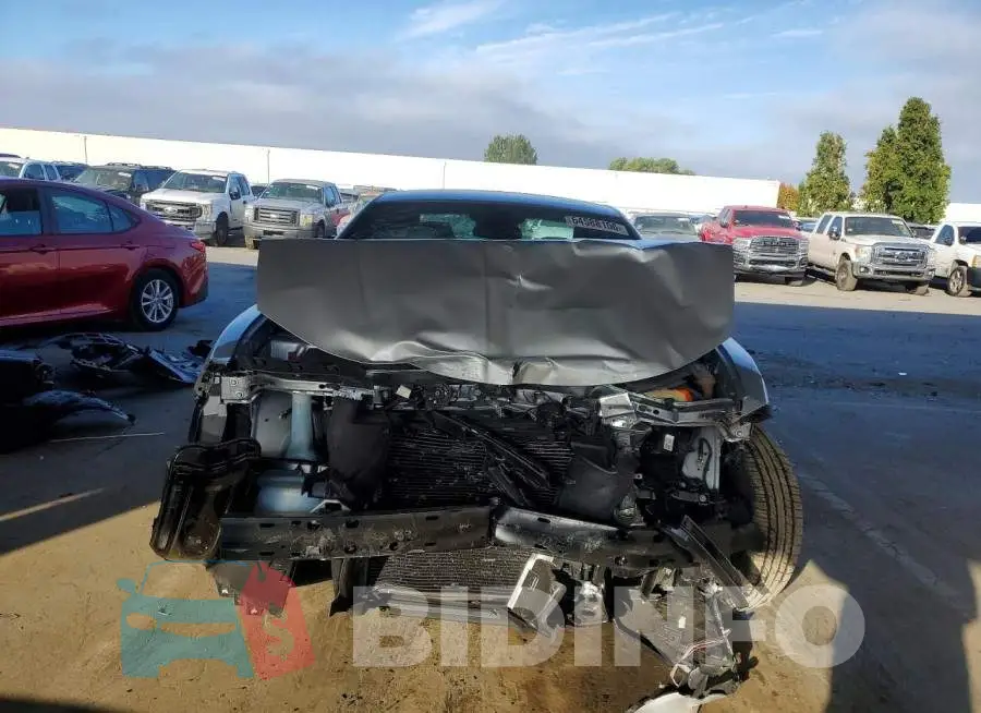 2C3CDXBG6PH595581 Photo# 5