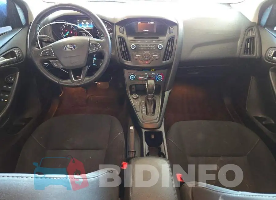 1FADP3F20HL210850 Photo# 8