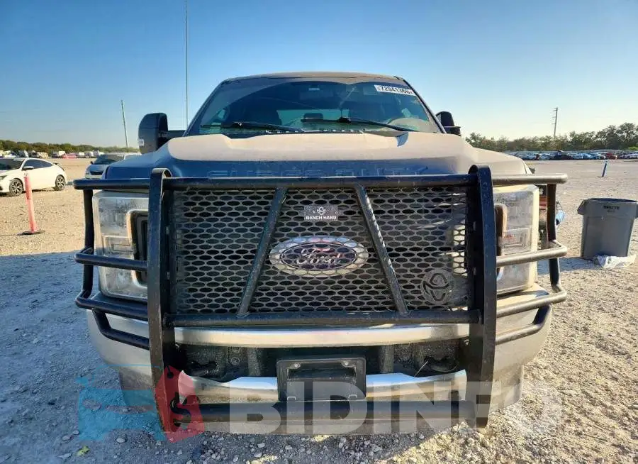 1FT7W2BT9HEC48312 Photo# 5