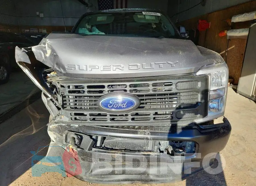 1FT7X2BA8TEF25889 Photo# 5